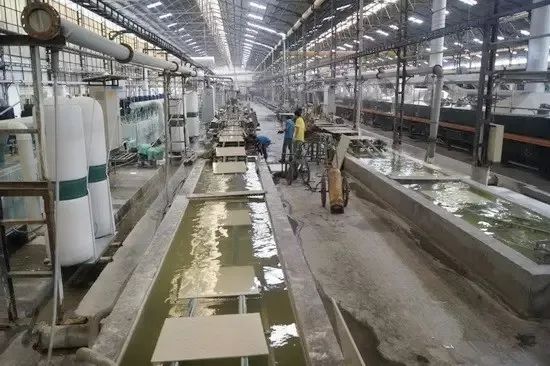 陶瓷廠廢氣惡臭讓人苦不堪言，Dejing的凈?除臭劑幫助企業(yè)達(dá)標(biāo)排放！.jpg