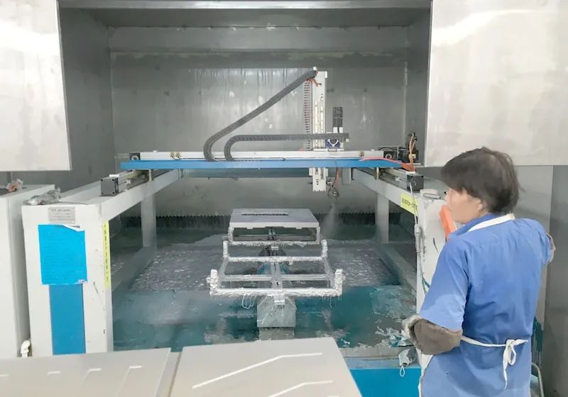 家具廠&五金噴漆廠&汽車廠噴漆車間的VOC廢氣治理怎么做？.jpg
